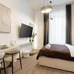 Bed & Breakfast Oasis Luxe Boutique By Bqa Budapest