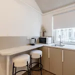 B&B Oasis Luxe Boutique By Bqa