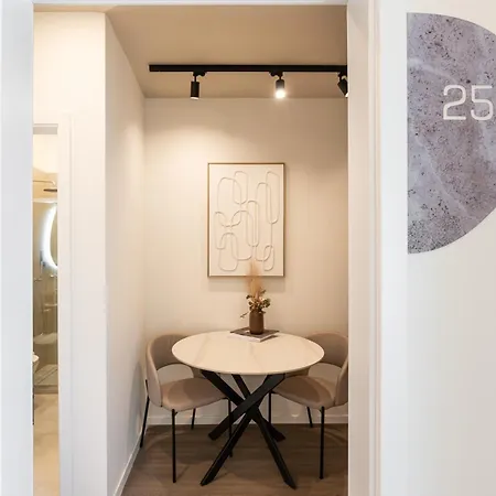 Oasis Luxe Boutique By Bqa *