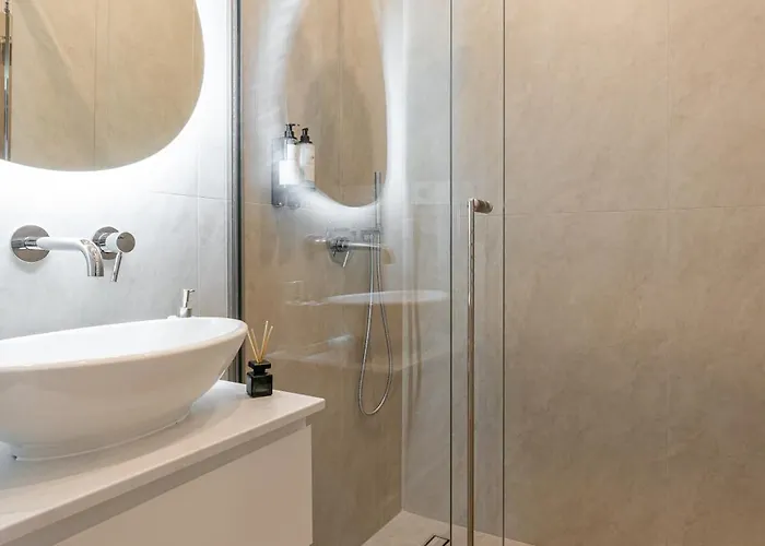 Oasis Luxe Boutique By Bqa 4* 布达佩斯