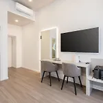 Oasis Luxe Boutique By Bqa 住宿加早餐酒店 布达佩斯