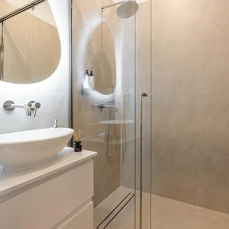 Oasis Luxe Boutique By Bqa 4* Budapest