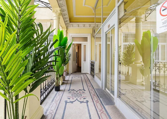 Bed & Breakfast Oasis Luxe Boutique By Bqa