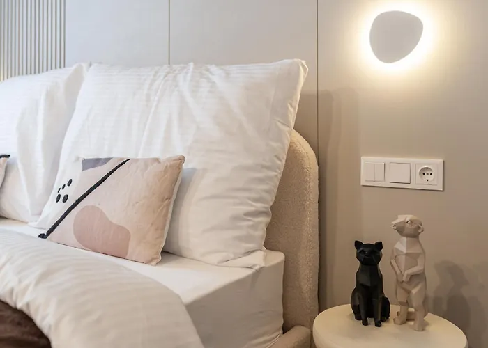 Oasis Luxe Boutique By Bqa Budapest