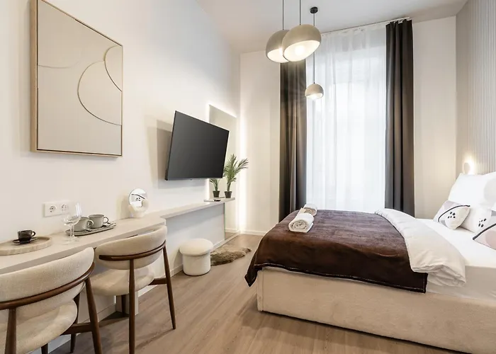 فندق مبيت وإفطار Oasis Luxe Boutique By Bqa بودابست