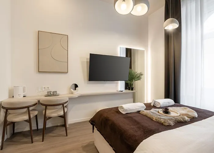 Oasis Luxe Boutique By Bqa